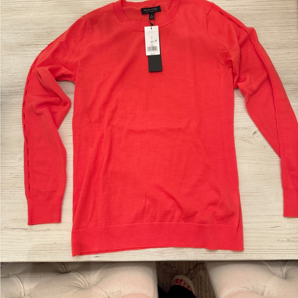 Banana Republic Women's Bright Red Crewneck Sweater
